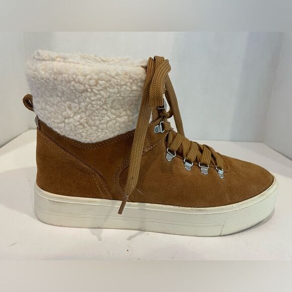 Woman’s Marc Fisher MFDAIRE Brown with faux fur sneaker boots Size 7M - Picture 3 of 7